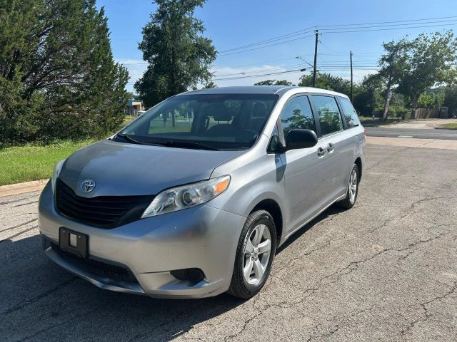 2012 Toyota Sienna