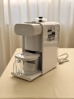 九阳 Joyoung DJ10U-K1 豆浆机 免洗免过滤 Like New | Soy Milk Maker