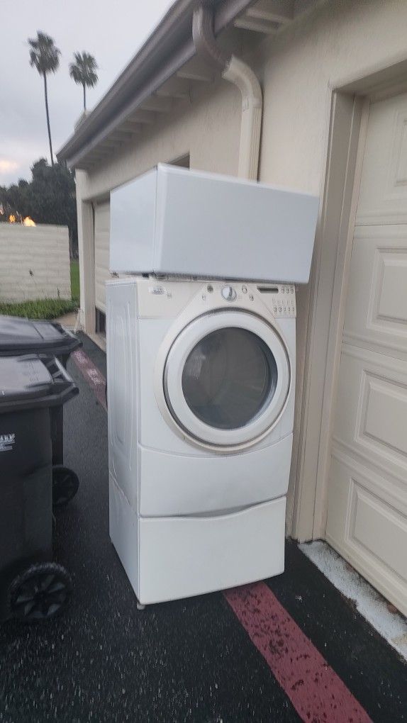 Whirlpool Duet front-load washer USED NEED GONE HAUL AWAY $40