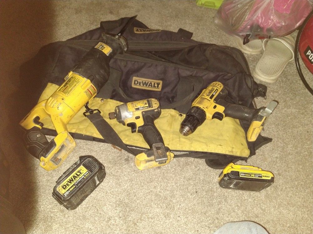 Dewalt drill set