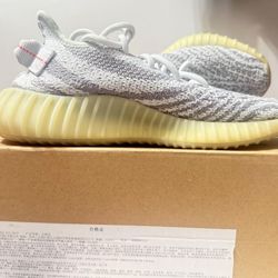 Adidas Yeezy Boost 350 V2 Sneakers