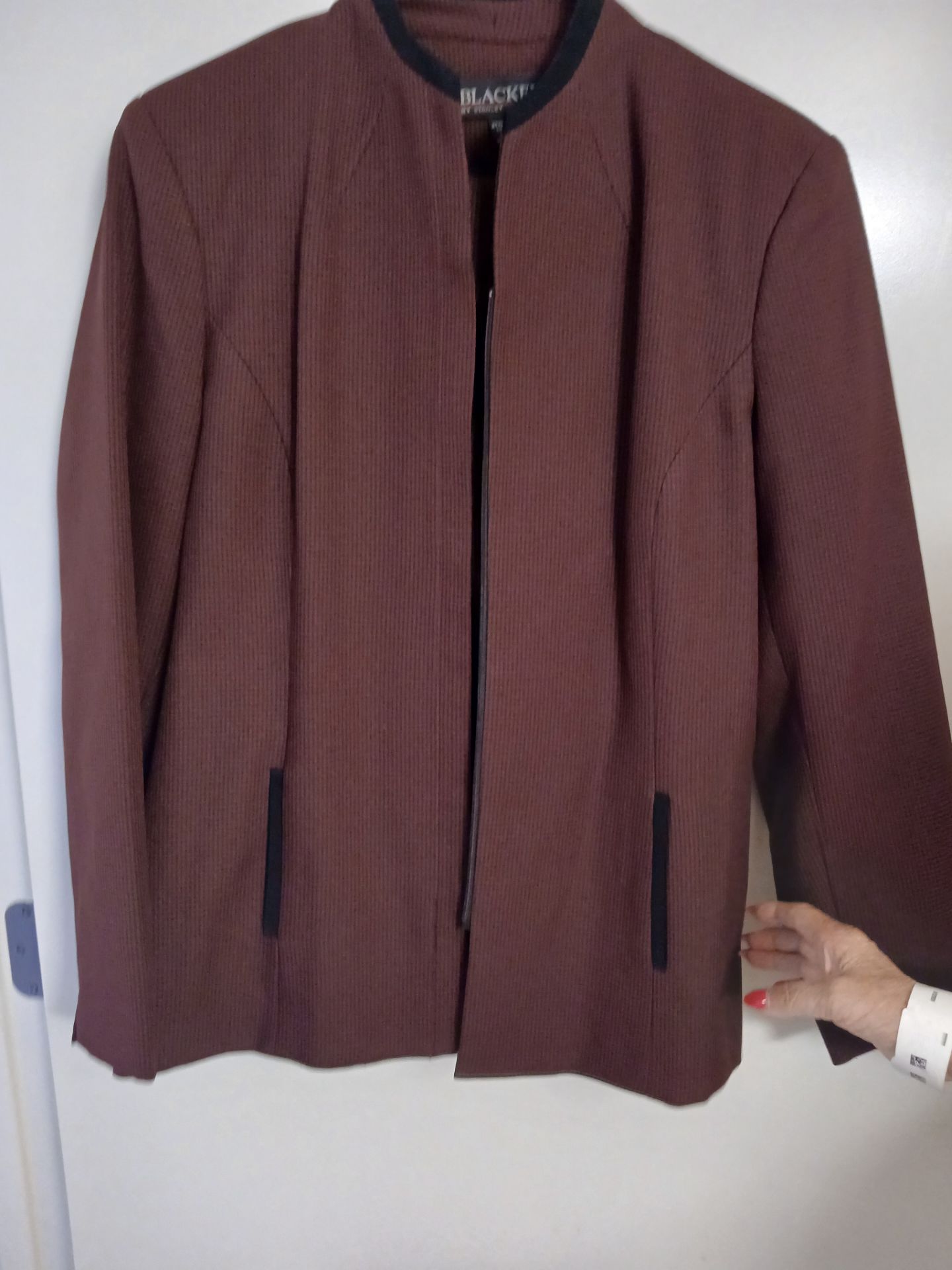 Suit jacket w pants