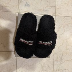 Balenciaga Slides