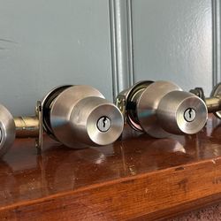 4 Door Locks  Total (Parkville)