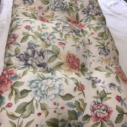 19” / 44” Love Seat Cushion 