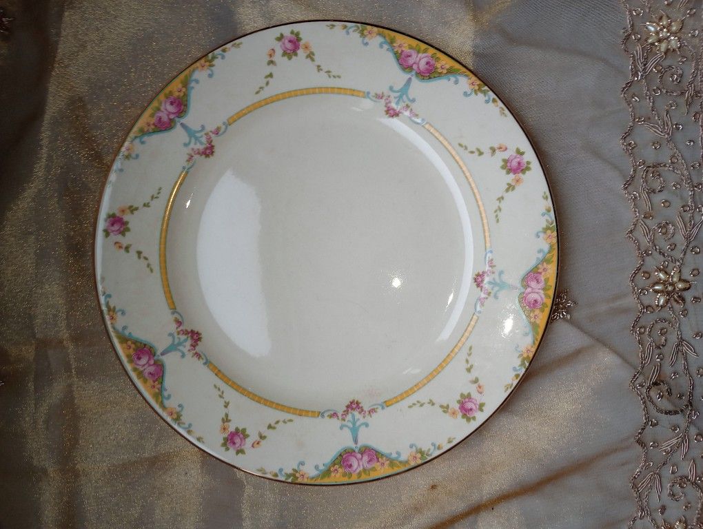 Carrollton H. China Set