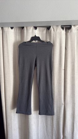 Woman’s grey pants  / Size M