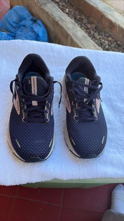 Brooks Adrenaline 22