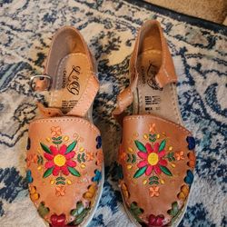 Sandals/Loafers - Made in Mexico