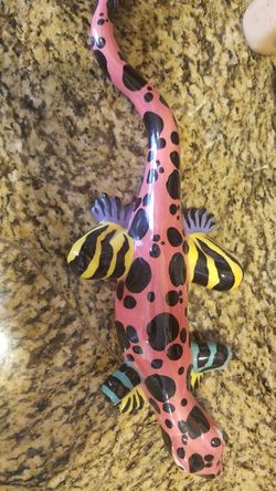 Ceramic lizard