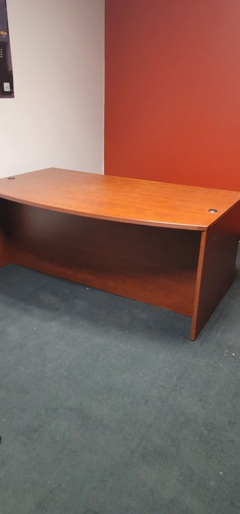Office Desks