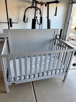 Crib with mattress