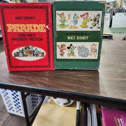 2 WANT DISNEY 4 Books  BOX SETS