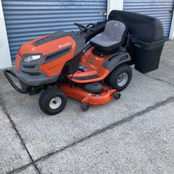 Husqvarna YTH22K48 Tractor 48 Inch Riding Lawn Mower With Bagger
