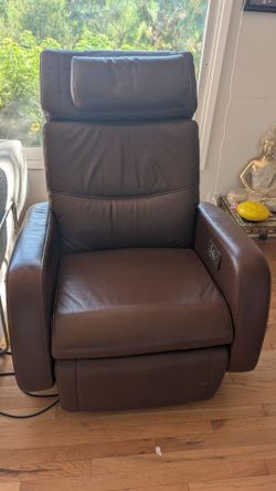 Zero gravity chair