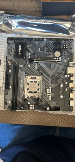ASROCK A620M-HDV/M.2 Supports AMD Socket AM5 Ryzen 7000 Series Processors