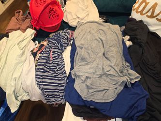Pregnancy clothes