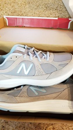New balance walking shoes