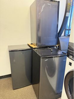 MEDIA MINI FRIDGES ON SALE