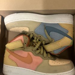 Nike Air Force 1 Sun Club