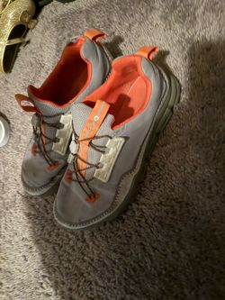 On cloud 25$ size 10
