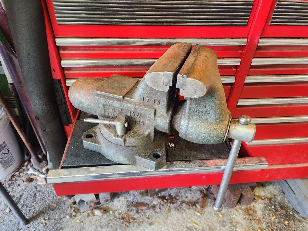 Wilton 6.5" Tradesman Vise