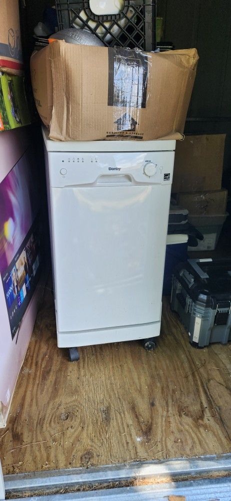 Danby Portable Dishwasher LIKE NEW