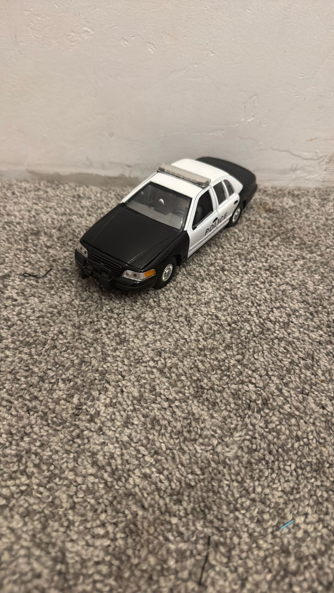 Diecast Ford Crown Victoria Police Car