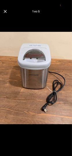 Frigidaire Countertop Ice Maker