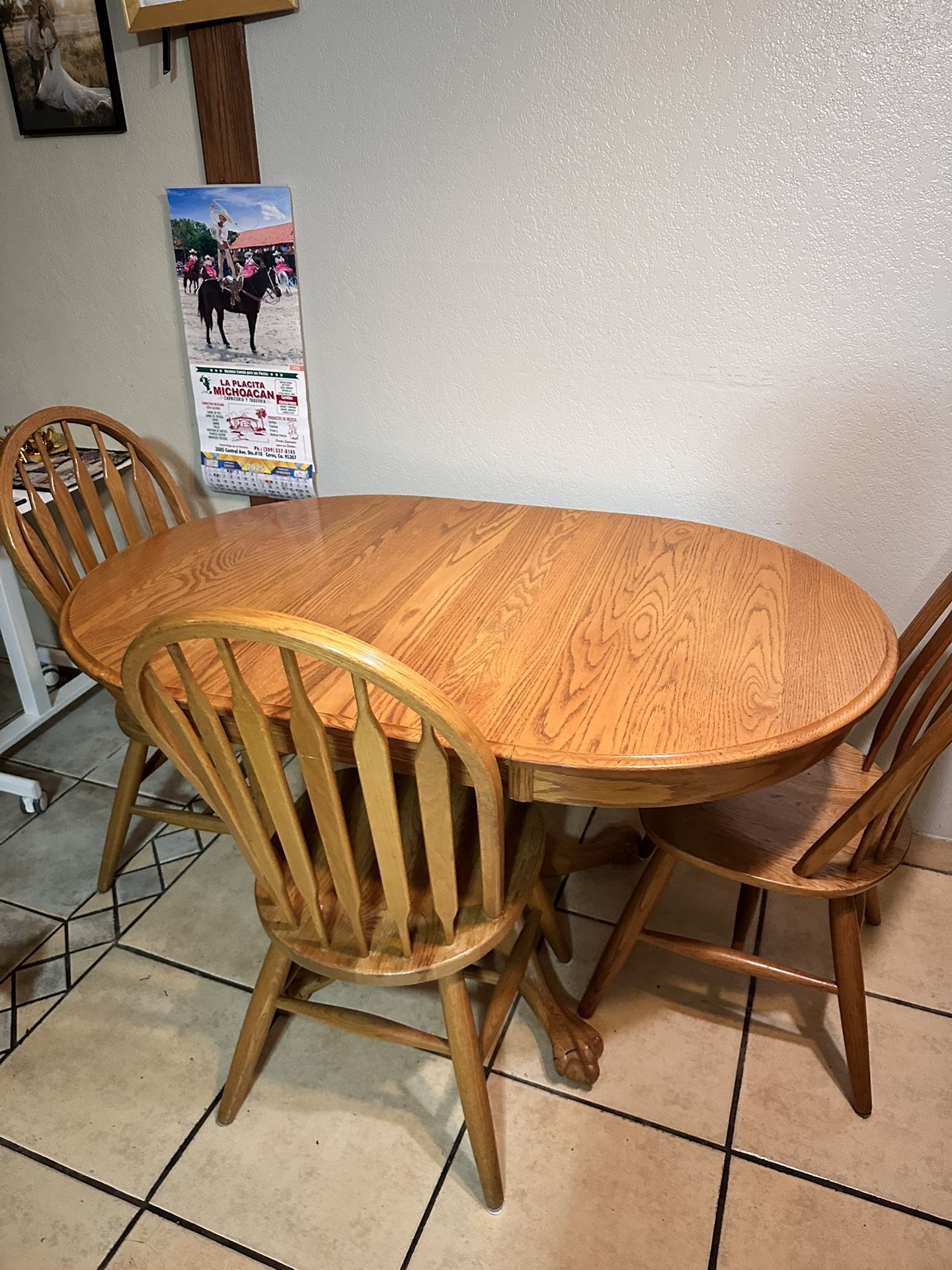 Dining Table & 4 Chairs