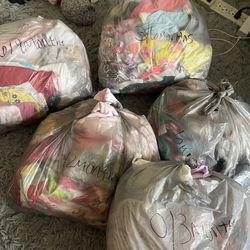 Lots of baby girl clothes 