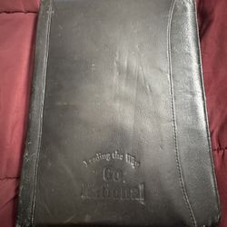 Zippered Portfolio 