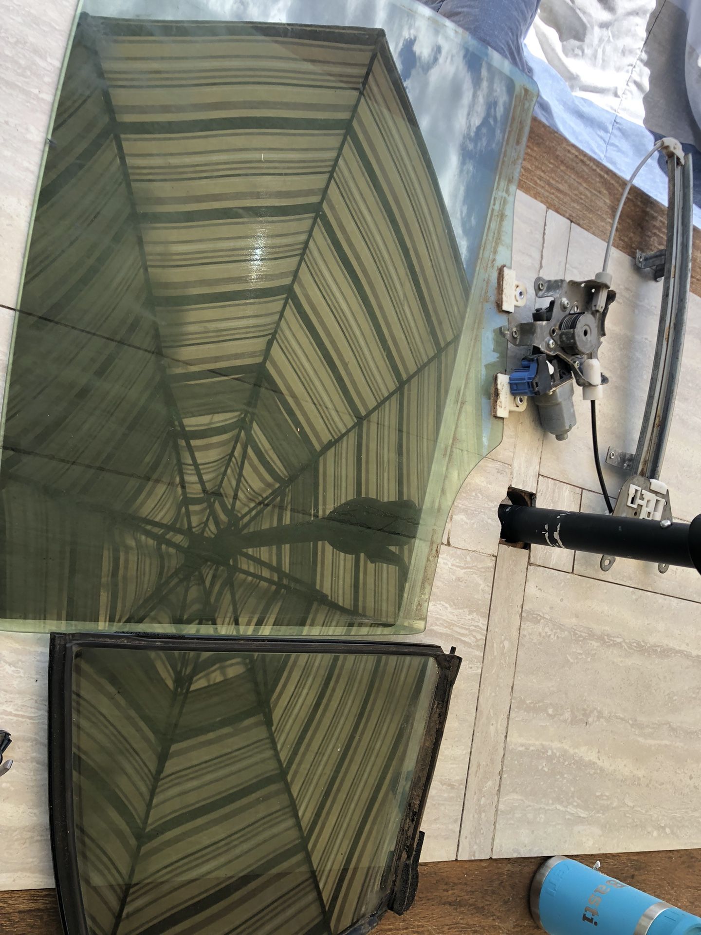 2013 G37 Passenger Side Rear Door