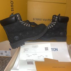 Lv Boots