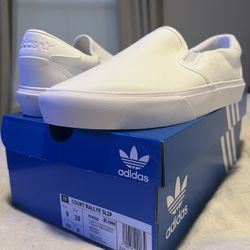 Adidas (Mens Size 9)