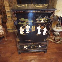 China Cabinet 
