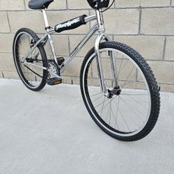 24" FREEAGENT BMX Cruiser 