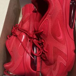 Red Nike Air Max Size: 10.5