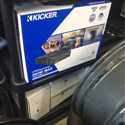 Kicker Hideaway 10 Inch Subwoofer