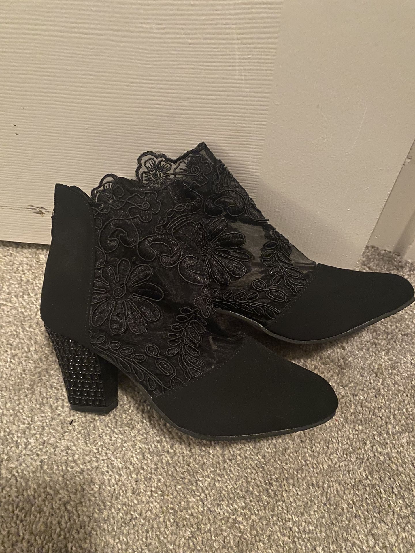 Women’s Shoes