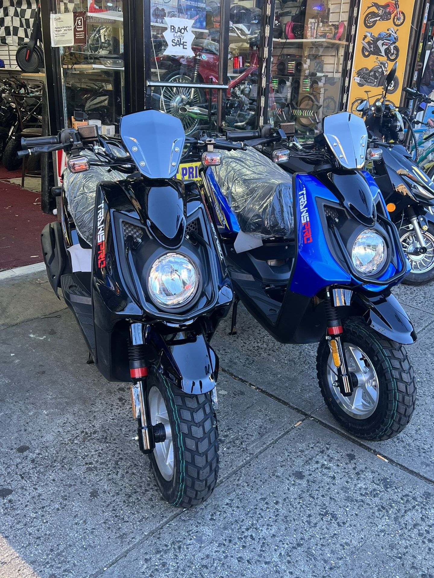 Brand New 150cc Gas Scooter