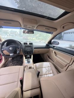 2008 VW Jetta with leather seats
