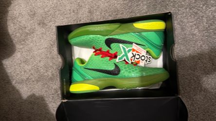 Kobe 6 Grinch- Size 10.5 (50% off)