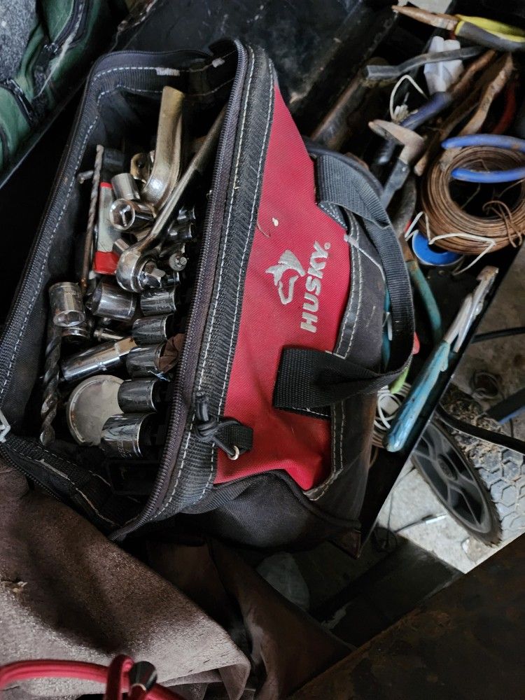 Misc Tools Tool Vag Full Of Sockets Ratchets, Ratcheting Wrenches.