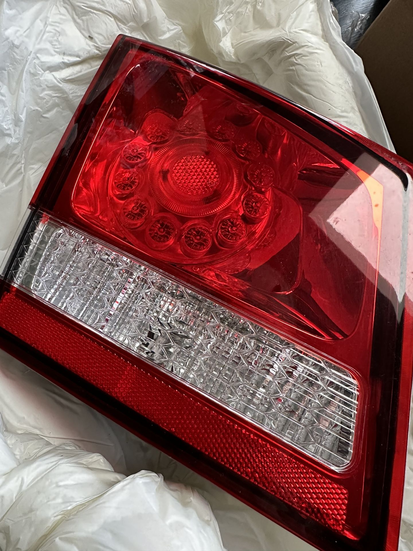 LED Inner Tail Light Lamp Stop Brake Indicator Warning Light For Dodge Journey 2012 2013 2014 2015 2016 2017 2018 with Bulb (Left Driver Side