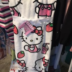 HELLO KITTY PLUSH THROW BLANKET 