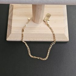 14k Gold Bracelet 7 Inch