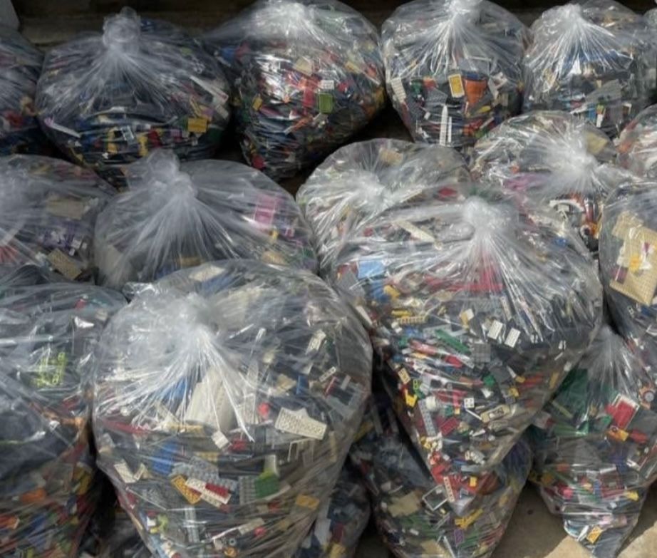 Lego 10 Pound Bag Of Random Mixed Legos