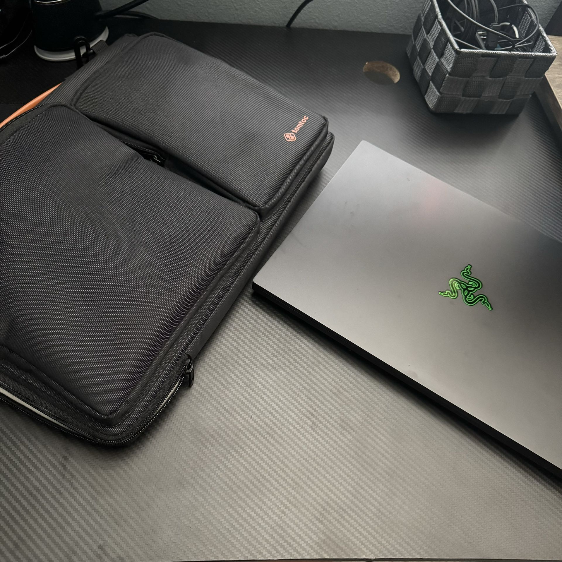 Razer Blade 15 Base - 15.6" Gaming Laptop - Intel Core i7 - 16GB Memory - NVIDIA GeForce GTX 1660 Ti - 256GB SSD - Black