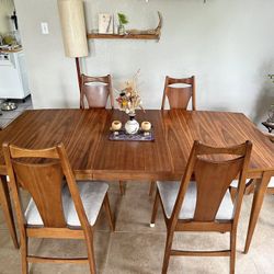 Excellent Condition MCM Dining Table & Chairs Set